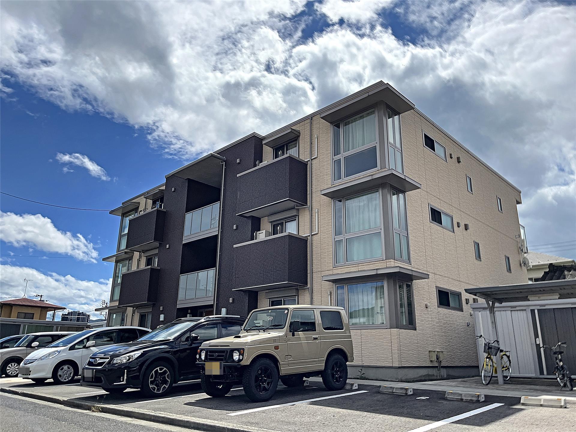 BELL HOUSE E(2LDK/3階)
