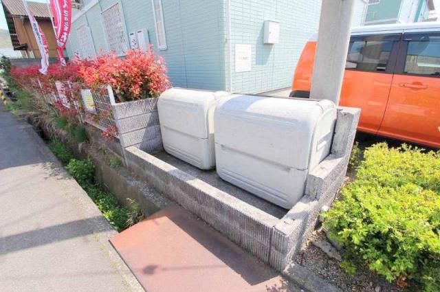 ファミール・鶴市A