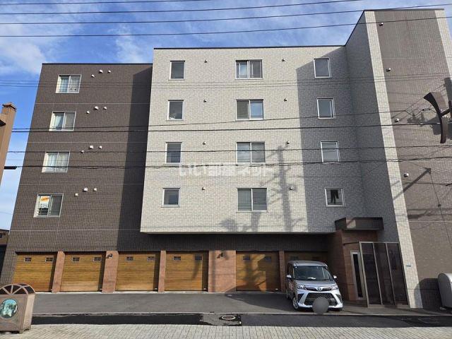 クレールマンション湯川