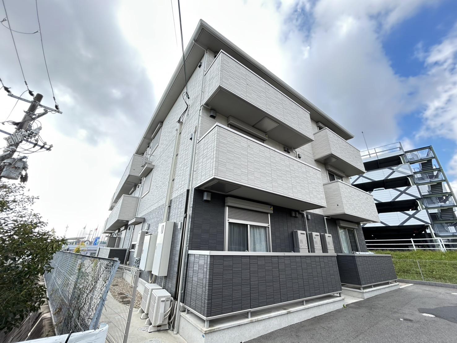 クローバー富士1号館