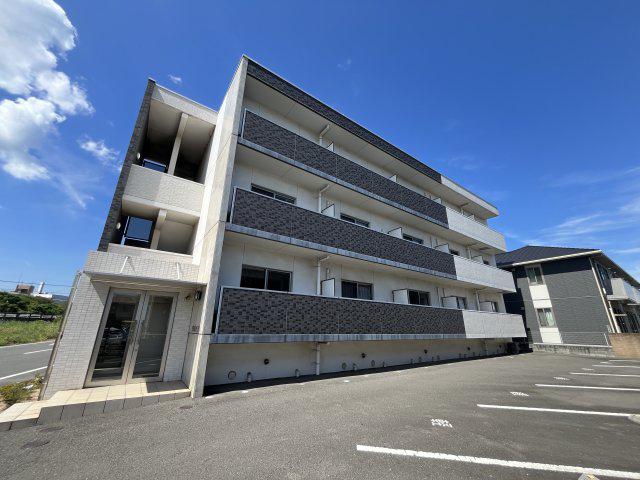 グラシア三川