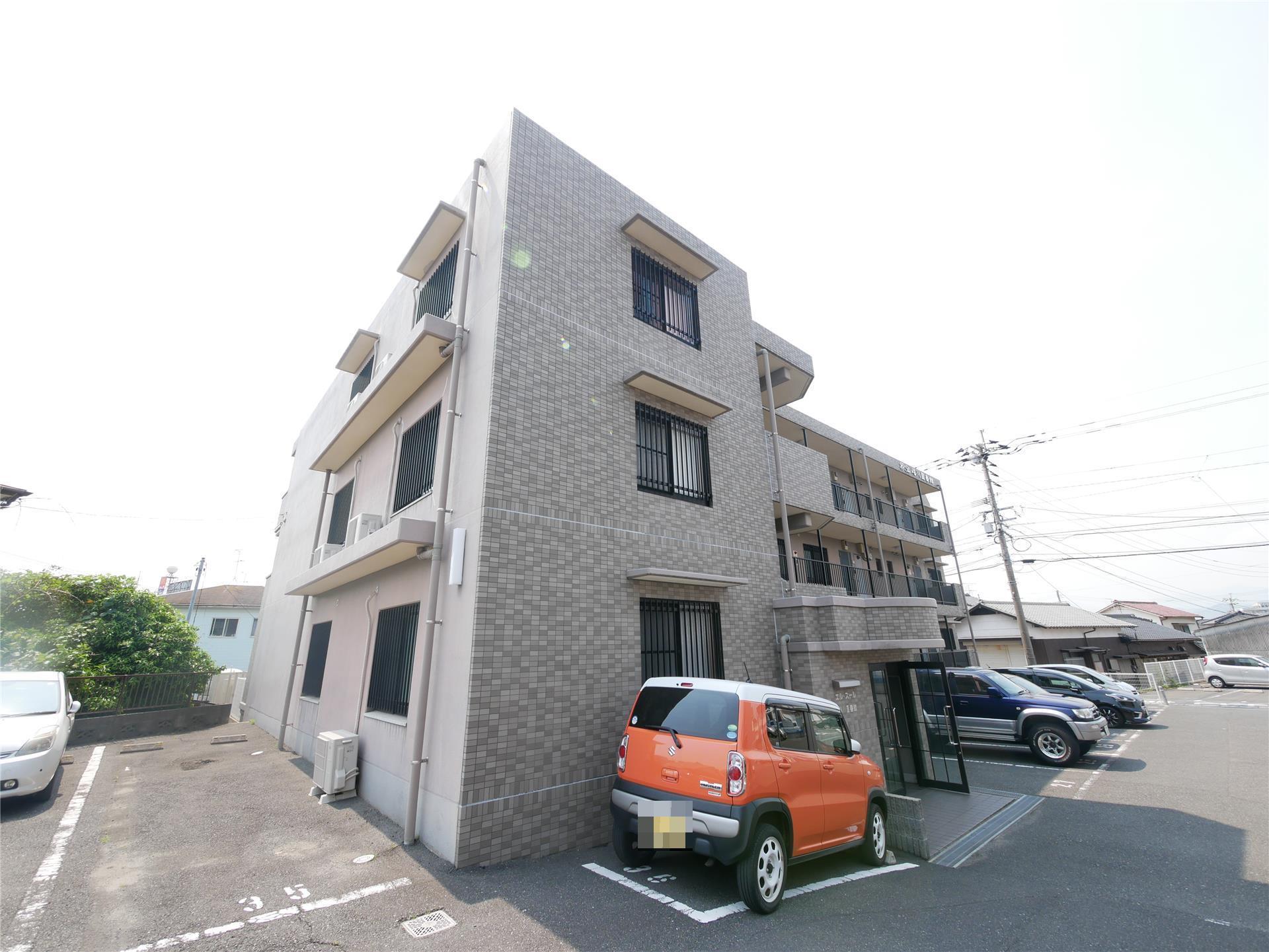 エル・スール湯川 参番館