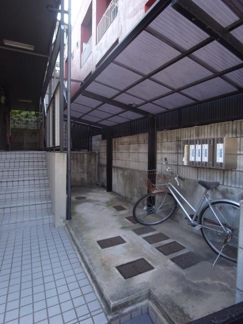 清露ハイツ