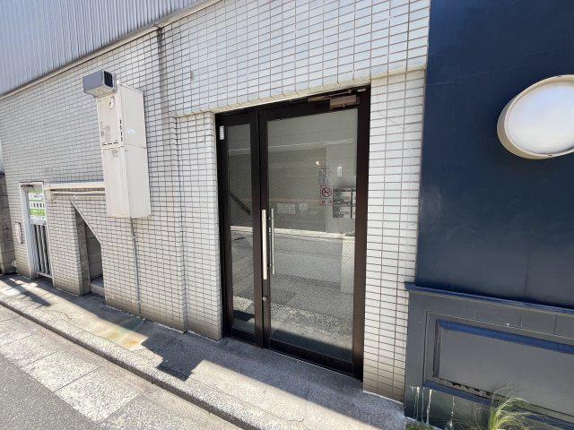 三和マンション