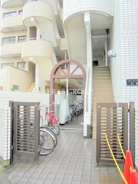 ティンバー小林