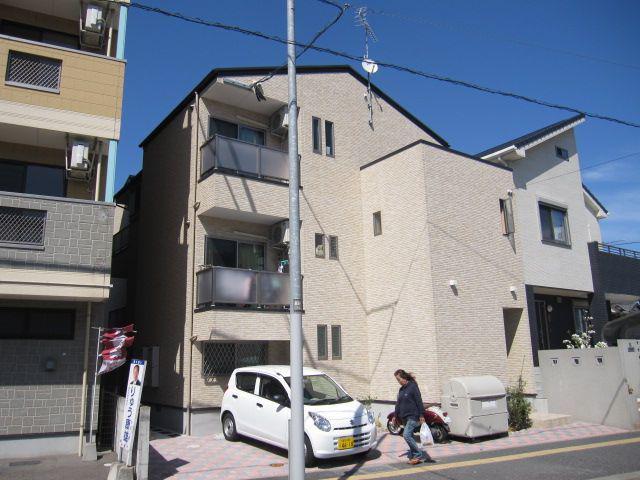 レジアス今宿