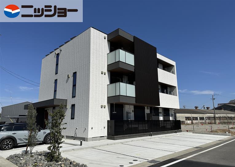 BLANCUBE SOLARISA
