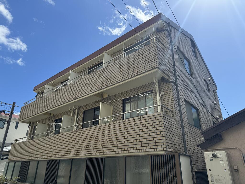 イナホハイツ