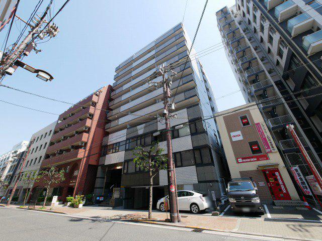 内外ウツボビル