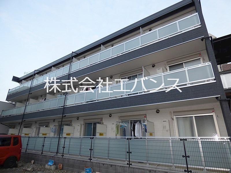 リブリ・並木