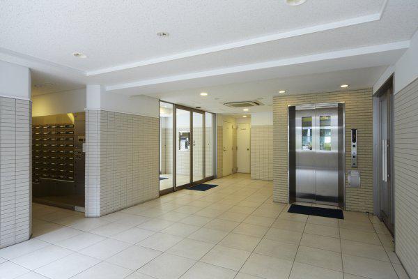 レジディア中落合B 敷礼無 ネット即使用 常時ゴミ出可 駐輪有