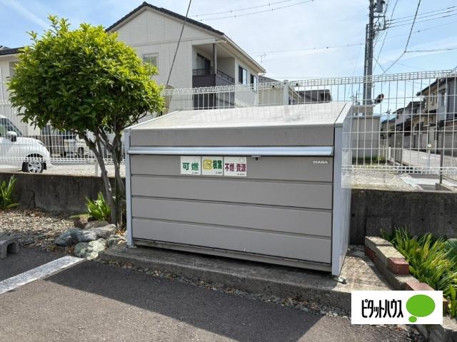 シャルマンハイツ