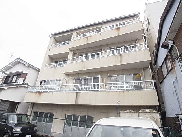 コーポ伝馬町 B