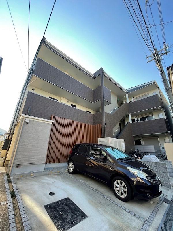 ラージヒル鶴見緑地