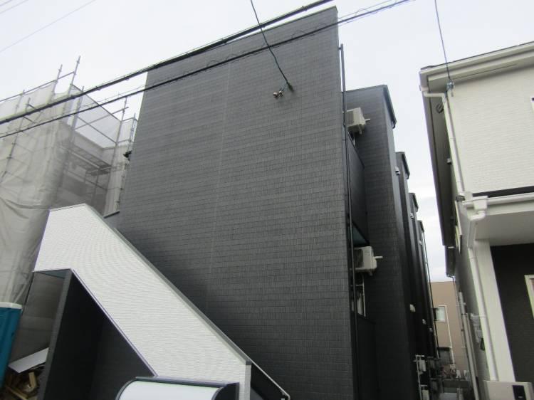 LAZWARD HIGASHI OSAKA