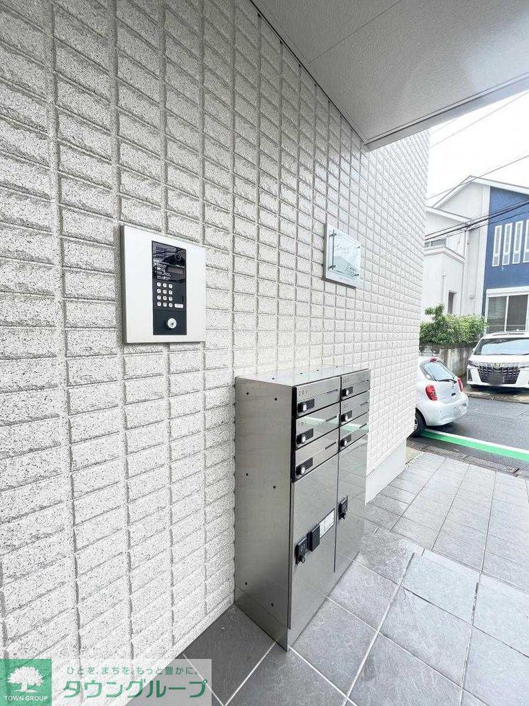 イーリス(1LDK/1階)の外観写真