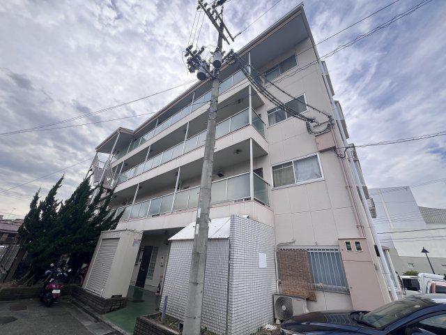 ドゥ・ホーム魚住
