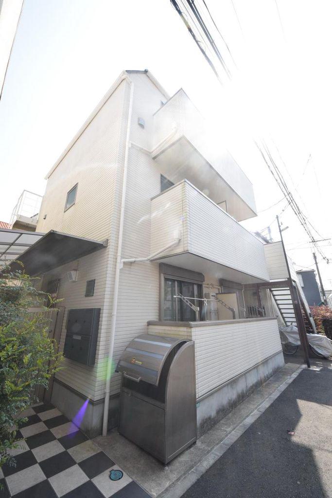 BLISS NAKANO