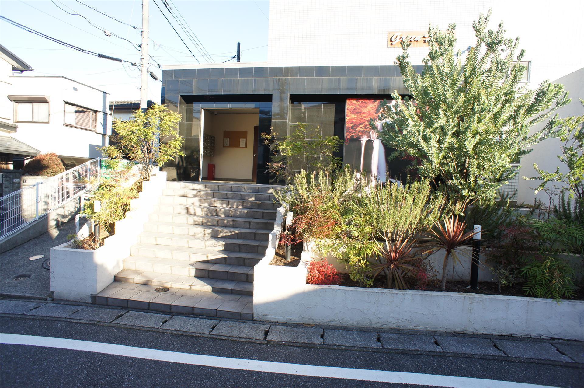 INSURANCE BLDG XVI