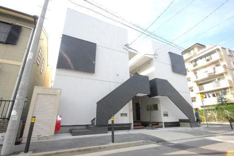 トレスI