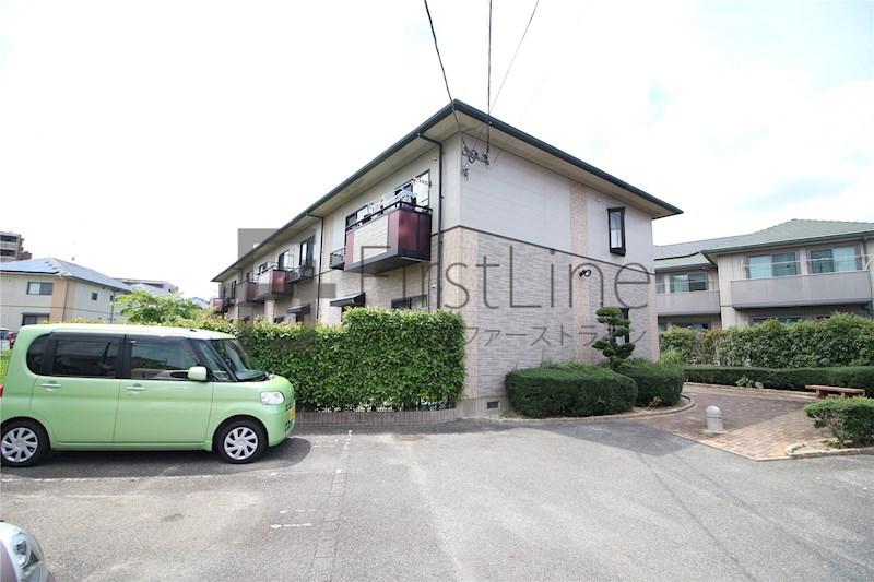 ティアラ萩尾