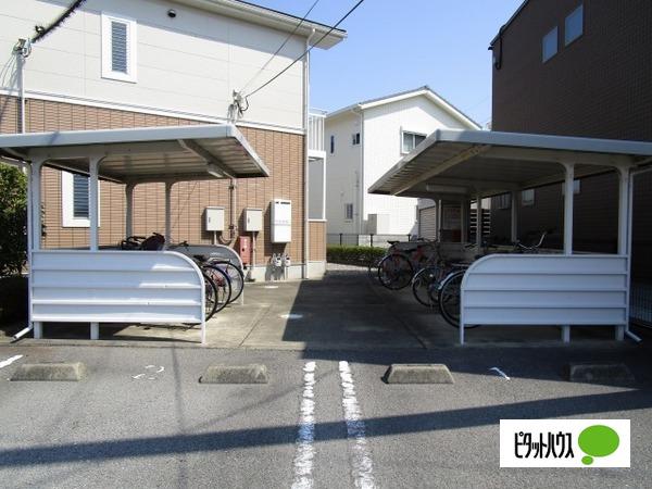 ソレイユ北島 B棟