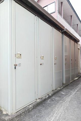 クローネ一番館