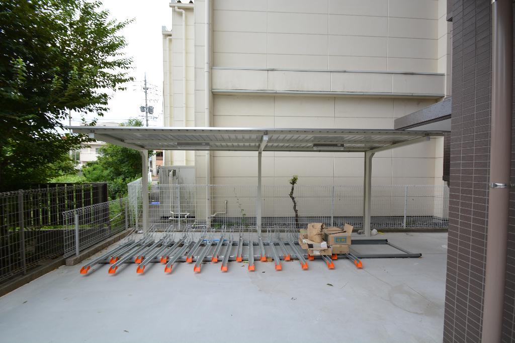 ブルームライフ八田駅前