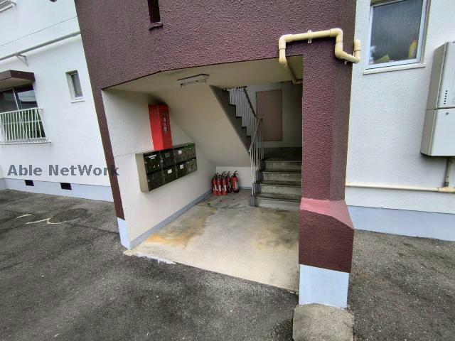 メイホーハイツ