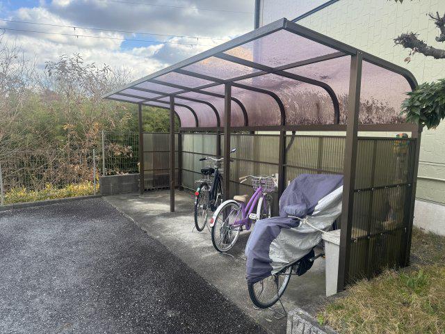 ラシーネ南山
