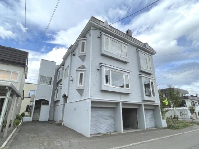 ソレイユ八軒