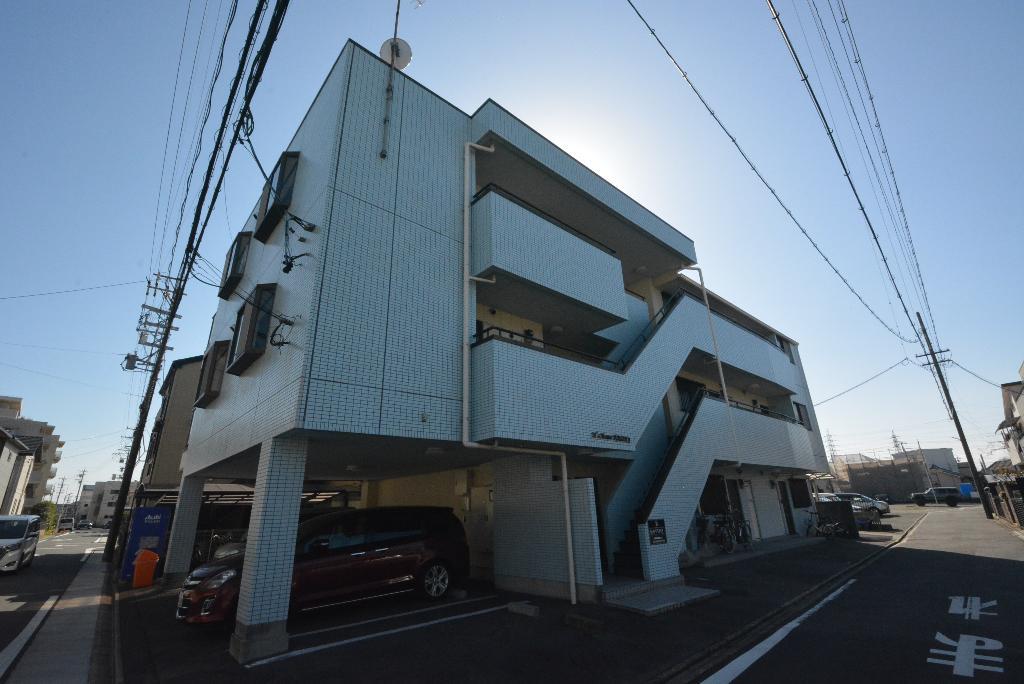 エムズハウス八社