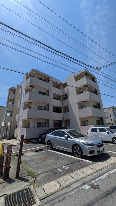 河上マンション