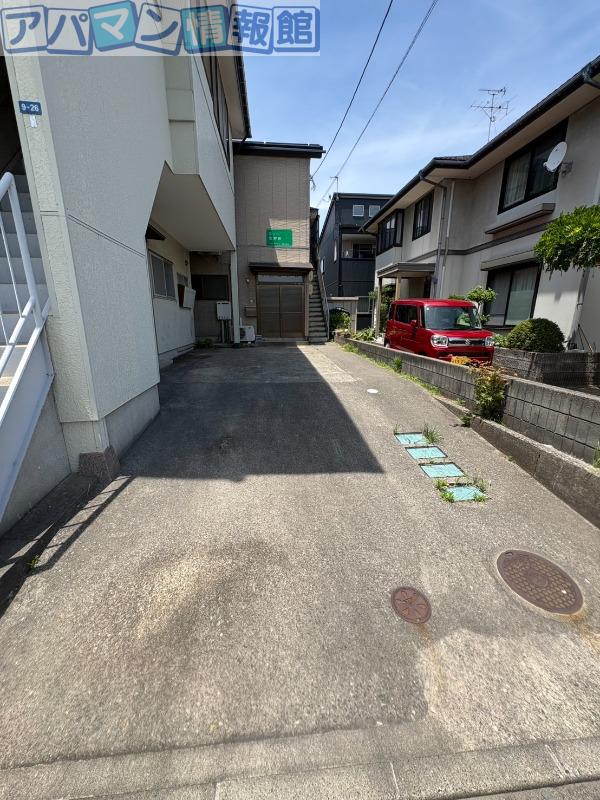 ホットハウス坂井東 B棟