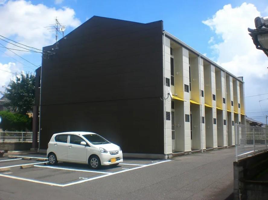 ＪＲ指宿枕崎線 慈眼寺駅 徒歩15分  築27年