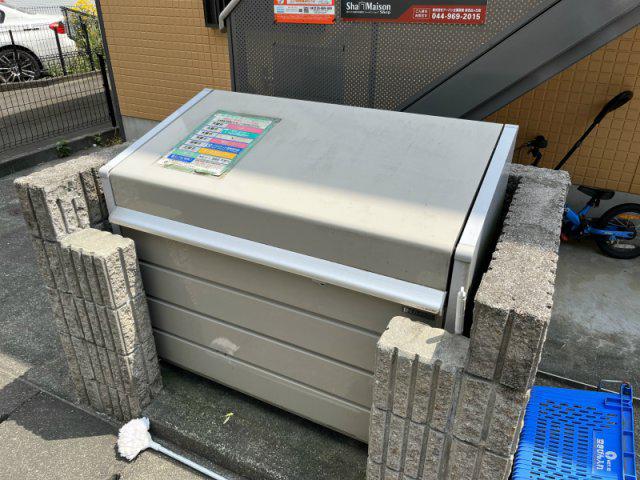 エクレールI