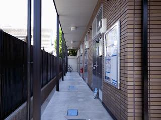 ＪＲ関西本線 八尾駅 徒歩8分 2階建 築18年