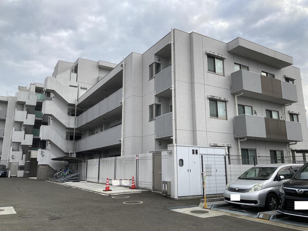 ロジュマン旭ヶ丘(4LDK/1階)