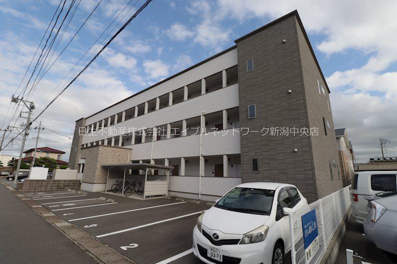 アストライア女池神明