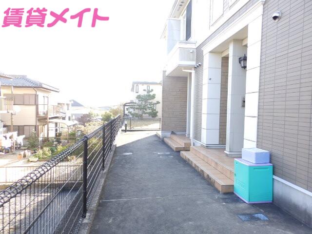 ブルーミントヒルズ