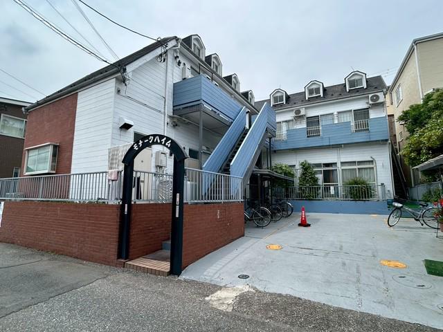 モナークハイム