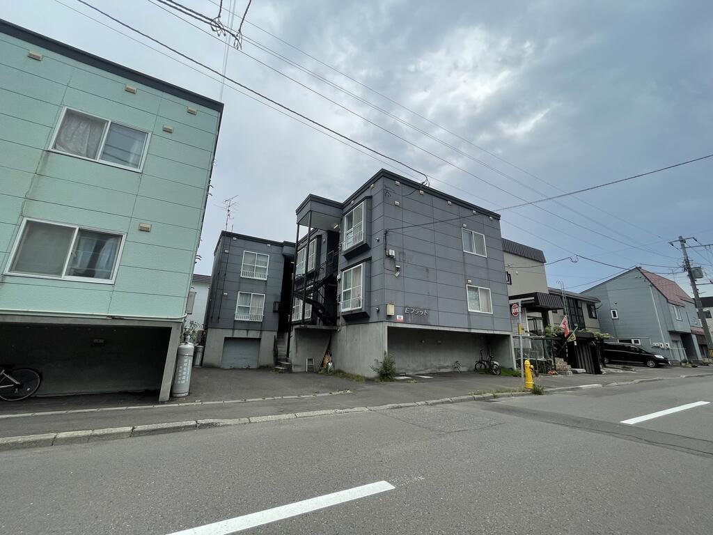 Eフラット