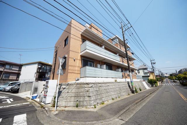 スカイグリーン