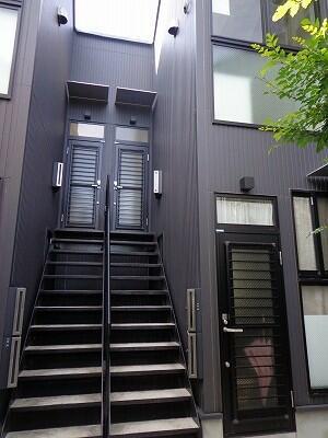 グランエッグス桜新町T
