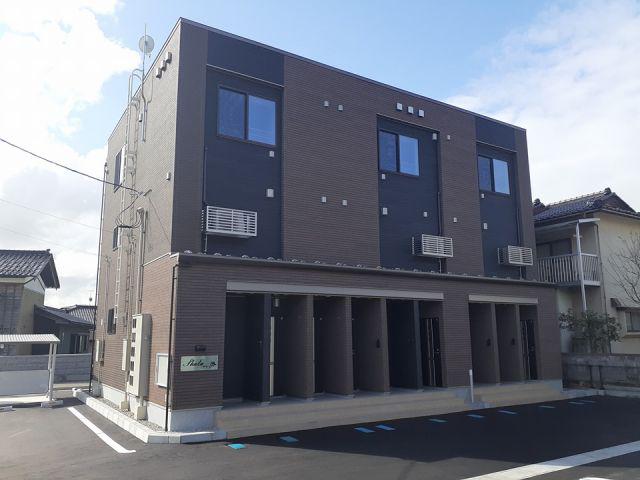 あいの風とやま鉄道 高岡駅 徒歩18分 3階建 築3年