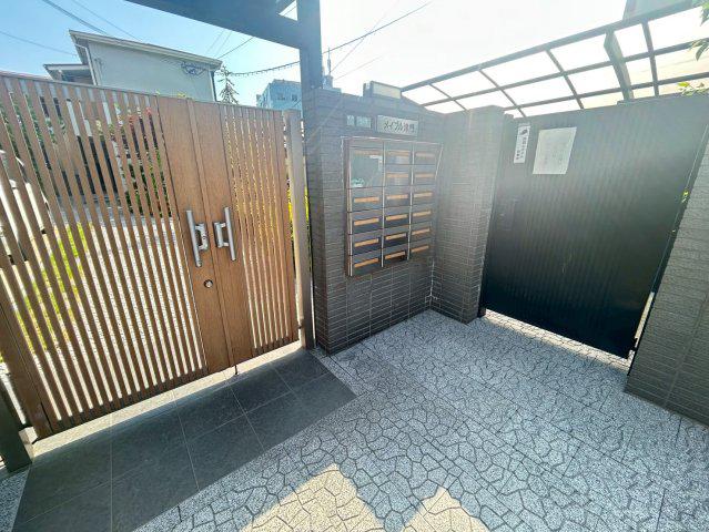 メイプル津門