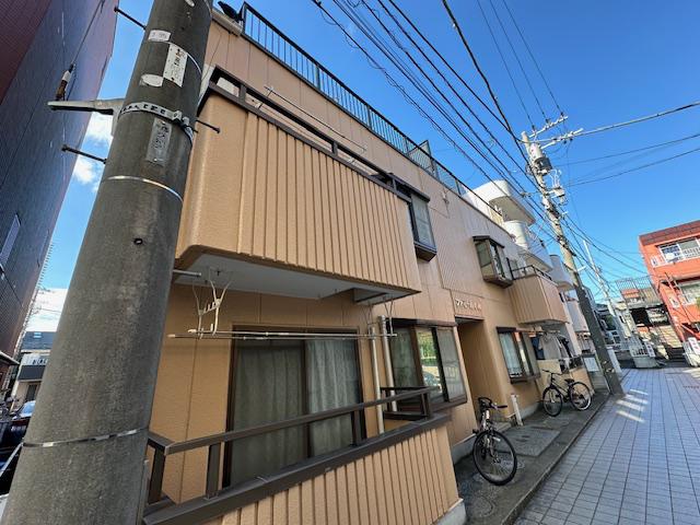 ファミール小林(2DK/1階)