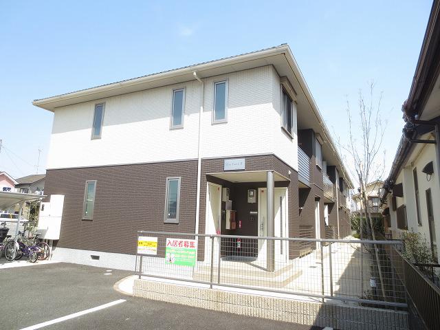 TWIN COURT IV