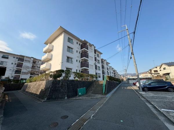 円明寺ヶ丘団地C棟304号