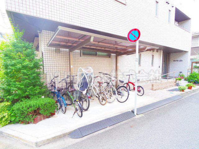 BOULE DE NEIGE LA MAISONブルドゥネージュラメ